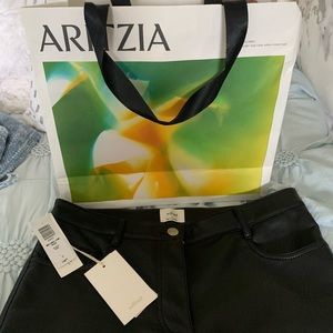 Aritizia Wilfred Melina Low Rise Vegan Leather Pants BRAND NEW with tags!!
